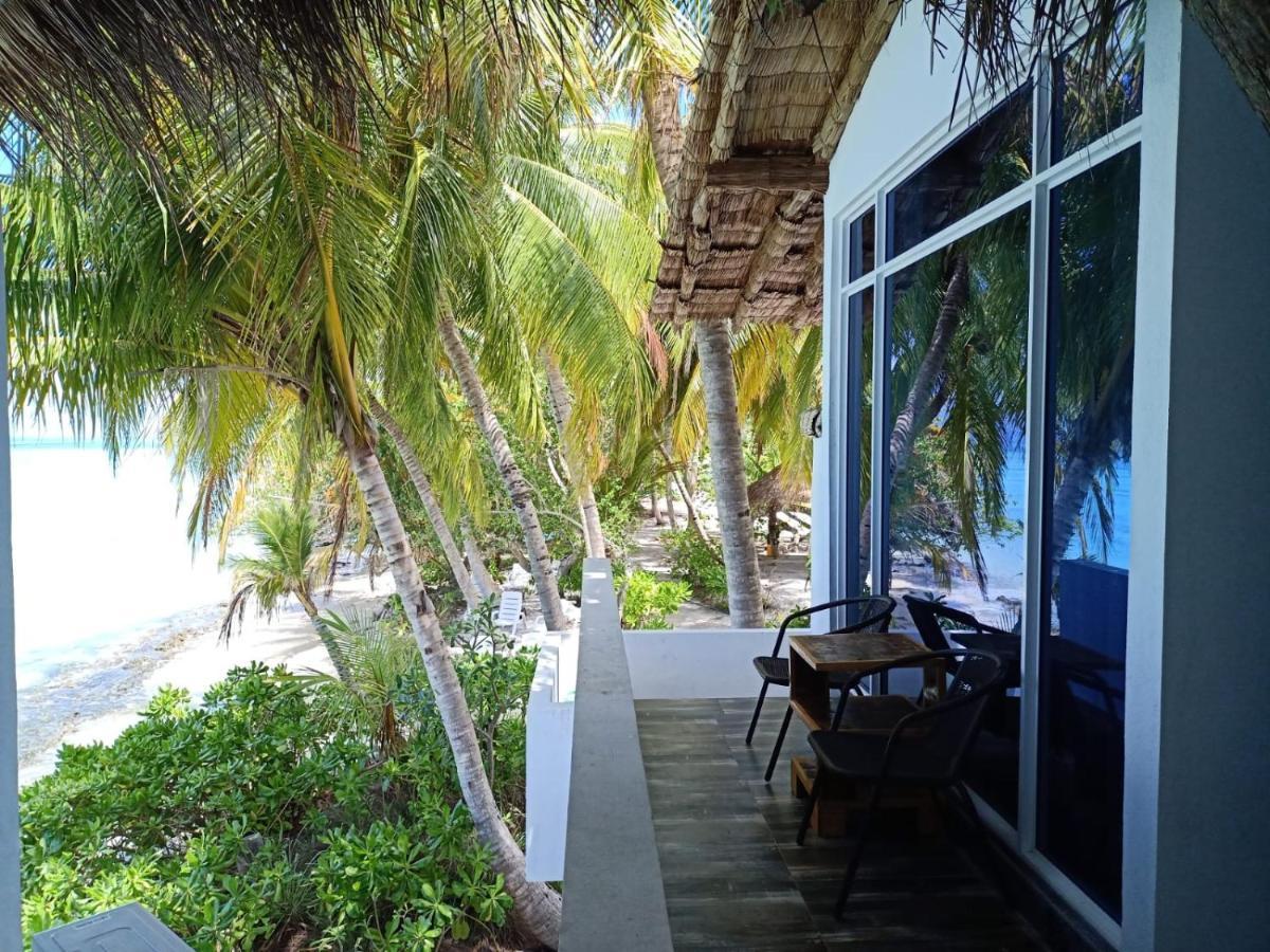 Island Life Maldives Retreat & Spa Magoodhoo Ngoại thất bức ảnh