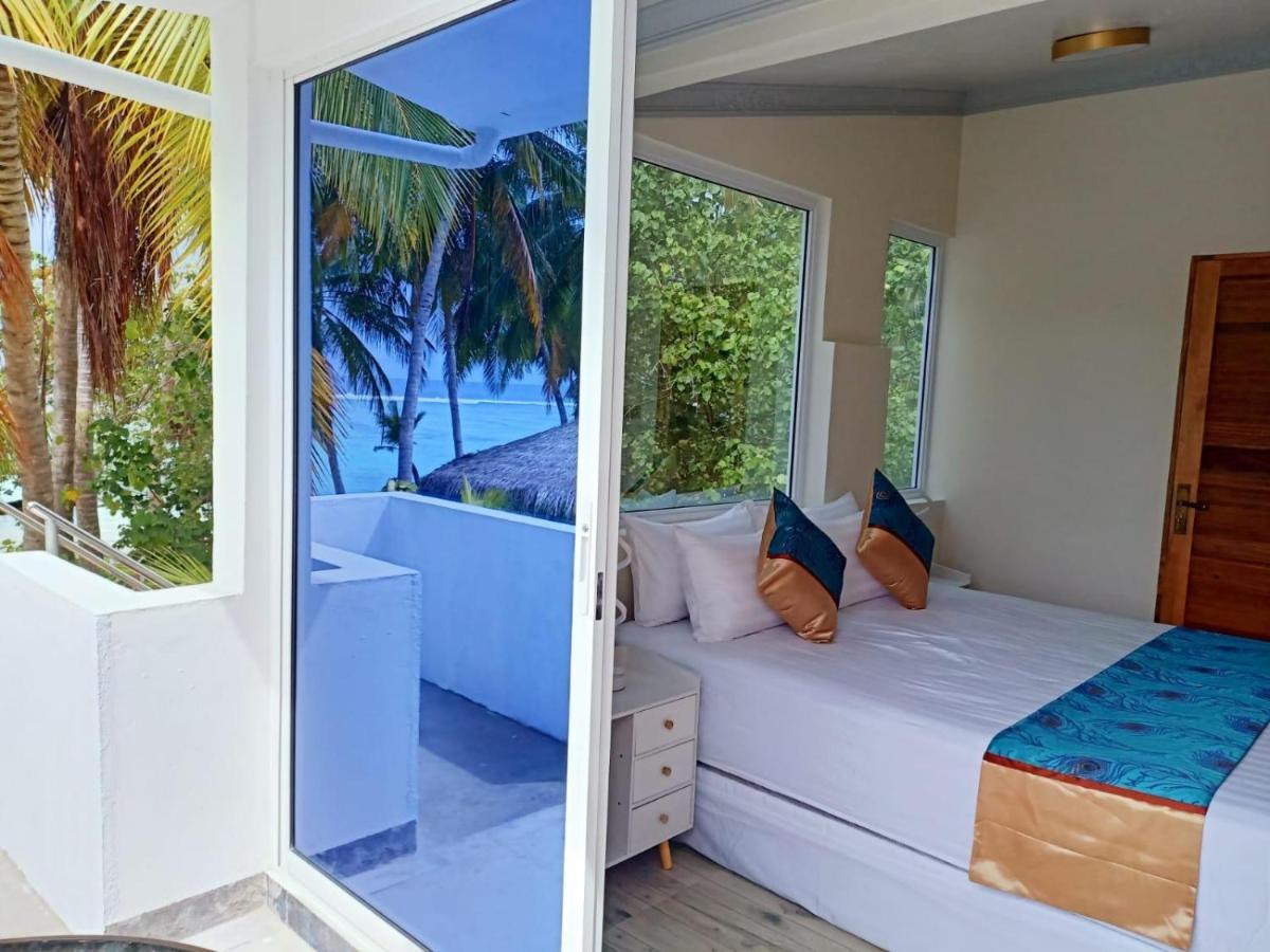 Island Life Maldives Retreat & Spa Magoodhoo Ngoại thất bức ảnh